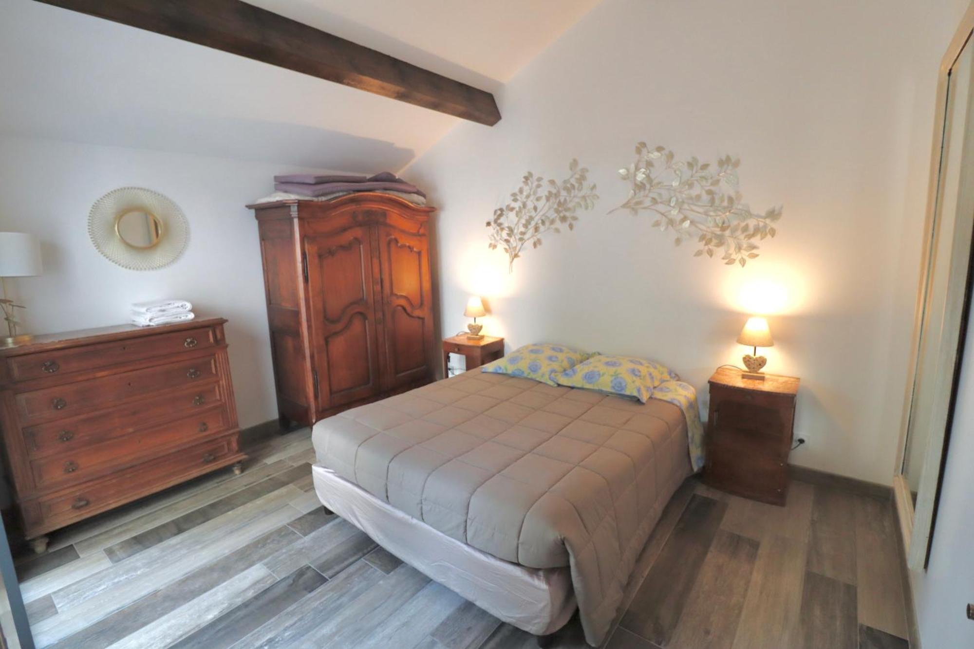 Gites Avec Piscine Et Jacuzzi Au Mas De Cadoule Saint-Just  部屋 写真